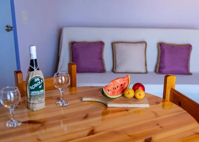 Anemos Studios & Apartments