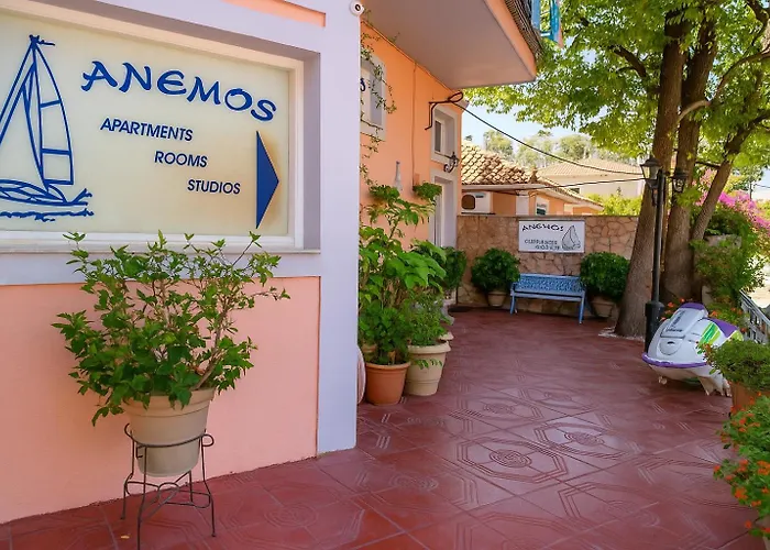 Anemos Studios & Apartments