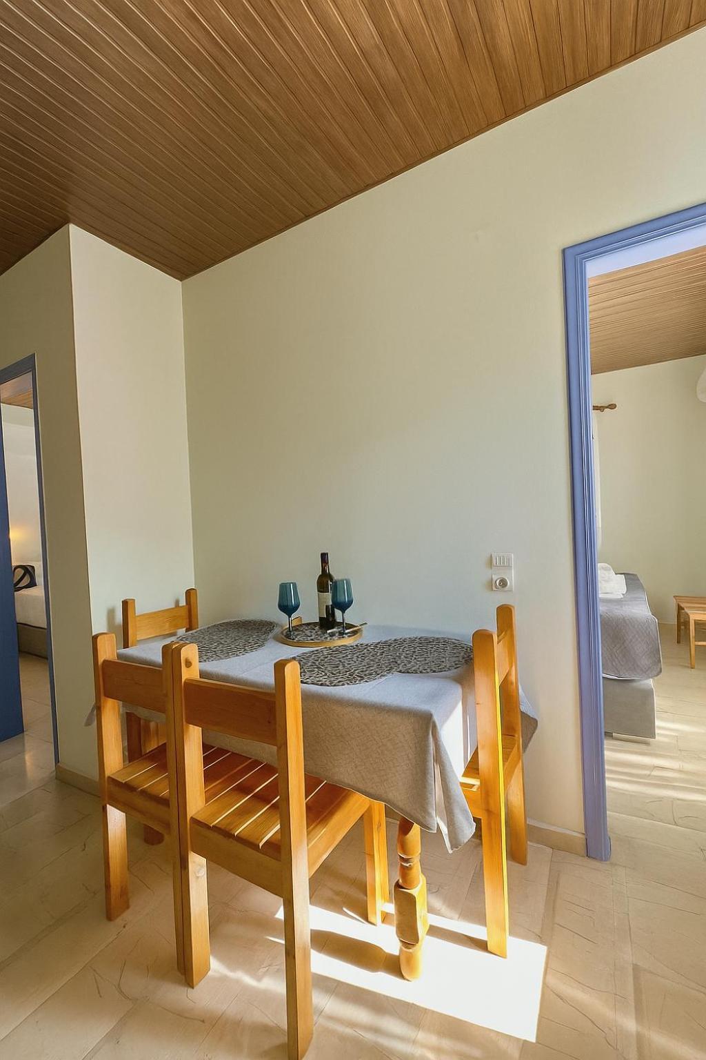 Hotel de apartamente Anemos & Poros (Kefalonia)