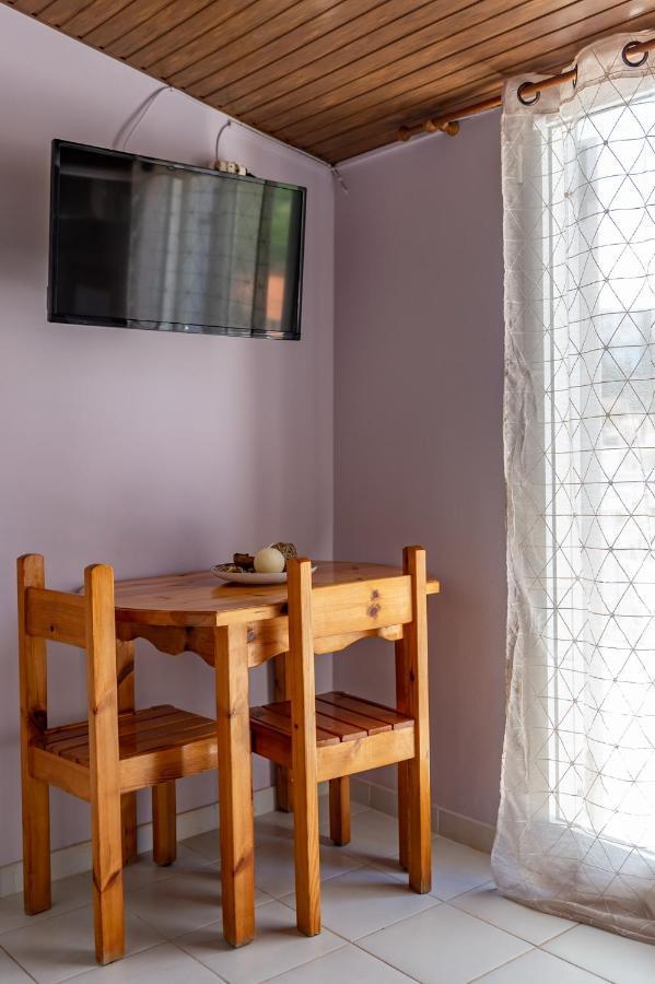 Anemos & Aparthotel
